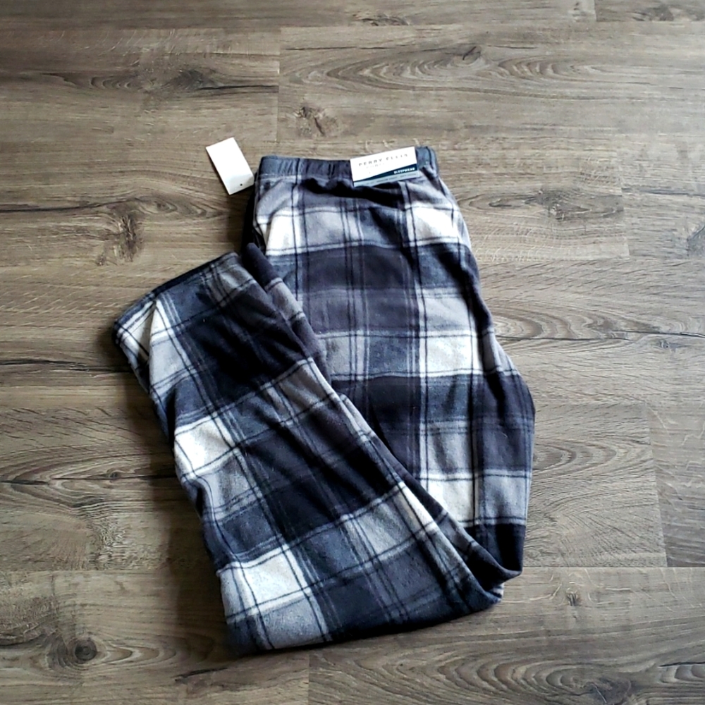 BRAND New With Tags. Men's XL Sleepwear